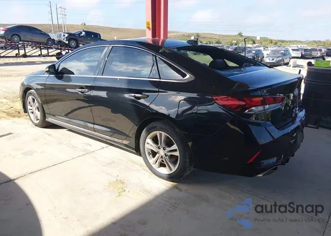 2018 Hyundai Sonata Sport z USA, uszkodzony, nr VIN 5NPE34AF3JH641512